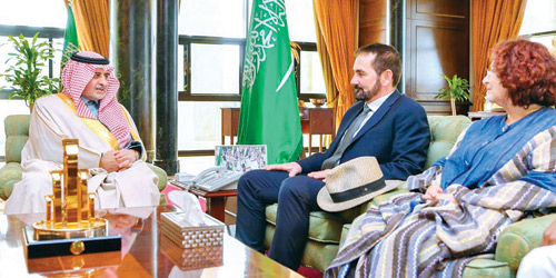 أمير منطقة تبوك يستقبل رئيس هيئة تطوير محمية الأمير محمد بن سلمان 