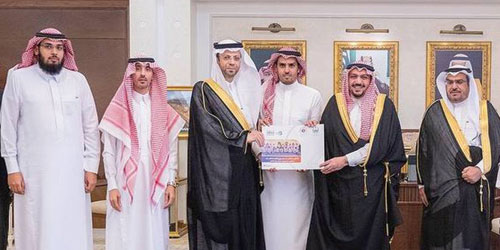 سموه يتسلم التقرير