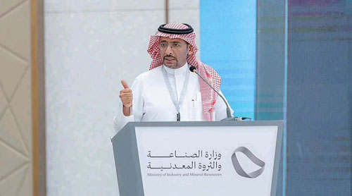 وزير الصناعة والثروة المعدنية يطلق مبادرة «تحفيز الصناعة المحلية» 