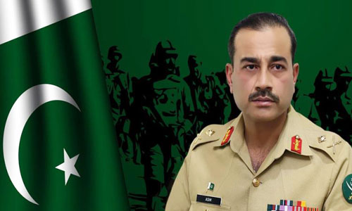 قائد الجيش الباكستاني يتعهد بمواصلة الحرب ضد الإرهاب 
