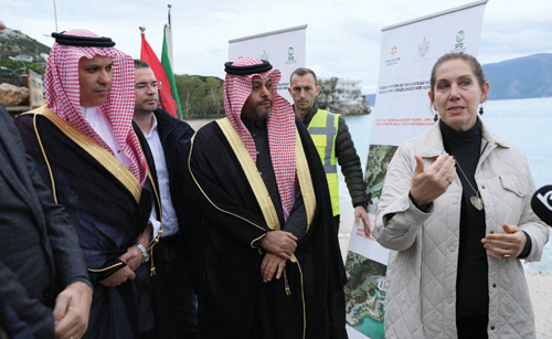 الوفد السعودي يضع حجر الأساس للمشروع