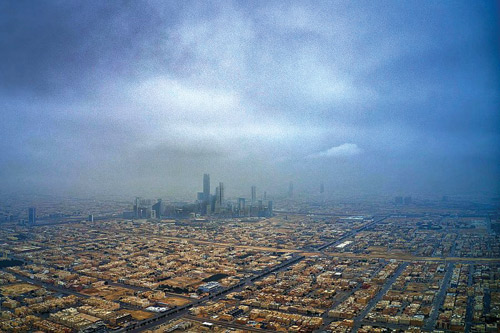 «أمانة الرياض» تصدر 10 تنبيهات للسكان والزوار عند هطول الأمطار 