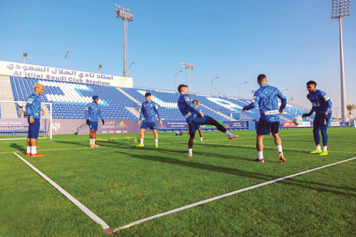 استعدادا لمواجهة ضمك.. 