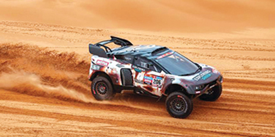 القطري ناصر العطية يحافظ على المركز الأول 