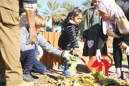 تجربة مثرية للزوار في المزارع الصديقة للبيئة بالعلا 