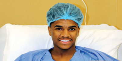 مدافع نادي النصر يجري جراحة ناجحة في مستشفى د. سليمان الحبيب بالريان 