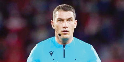 الروماني ستيفان كوفاكس يقود مواجهة نصف النهائي بين الهلال وفلامينغو 