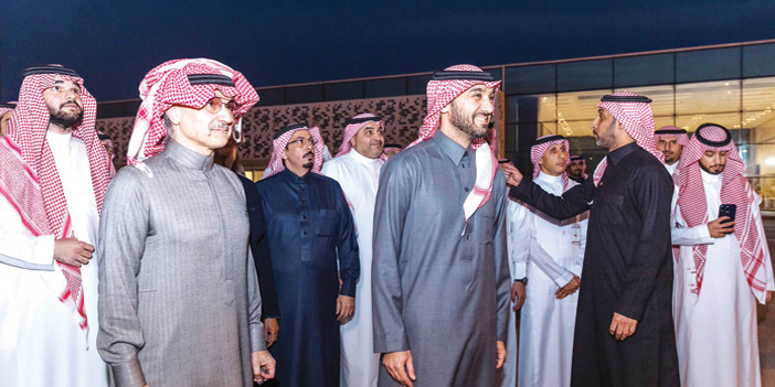 بحضور عدد من أعضاء الشرف تقدمهم الأمير الوليد بن طلال 