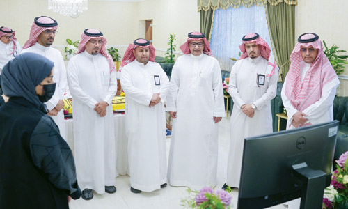 من المبادرة