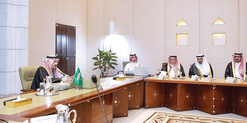 الأمير فيصل بن بندر مدشنا مراكز الدفاع المدني في الفويلق وبدائع العصيان
