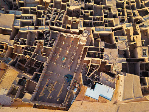 لقطات لمسجد العظام