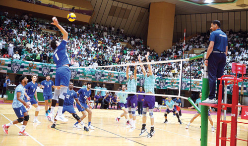 الهلال كسب الأهلي في مباراة مثيرة