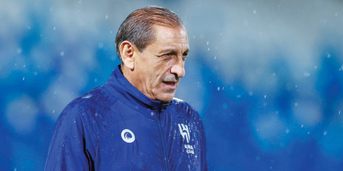 دياز سيستغل مواجهتي الديربي والكلاسيكو للتحضير للنهائي الآسيوي