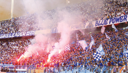  جماهير الهلال احتفلت بالانتصار الجديد على النصر