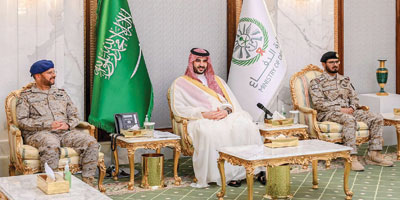 وزير الدفاع يستقبل قادة وكبار المسؤولين في الوزارة 