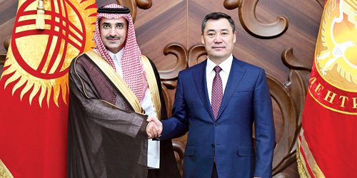  رئيس قيرغيزستان مستقبلا الرئيس التنفيذي للصندوق السعودي للتنمية