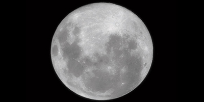 خسوف شبه ظل «عميق» للقمر.. غداً 