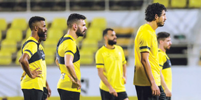 الاتحاد تدرب بملعبه وجهز نجومه لكلاسيكو الكرة السعودية 