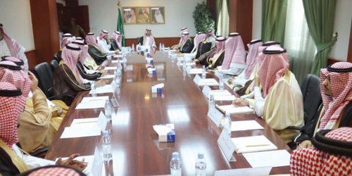  الأمير عبدالرحمن بن عبدالله يترأس اجتماع رؤساء المراكز