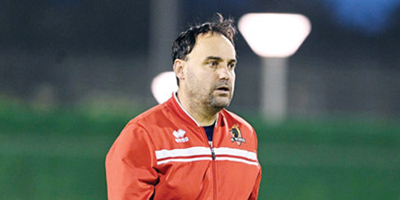 الوحدة.. عين على الشباب وأخرى على الخليج 