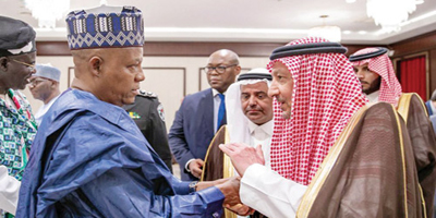 نائب وزير الخارجية يشارك في مراسم تنصيب رئيس نيجيريا الاتحادية 