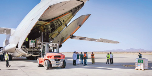 وصول طائرة إغاثية لمساعدة الشعب السوداني 