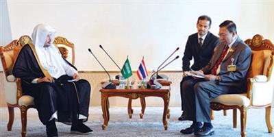 آل الشيخ يستعرض مع رئيس مجلس الشيوخ التايلندي تعزيز التعاون البرلماني 