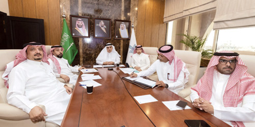 من الاجتماع