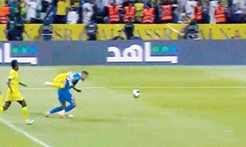  ضربة جزاء لم تحتسب للهلال بحسب رأي خبير تحكيمي