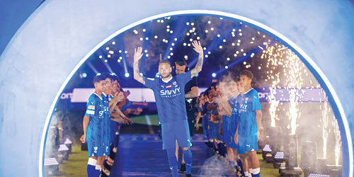  لحظة دخوله الأستاد أكثر من 60 ألف مشجع هتفوا باسم نيمار