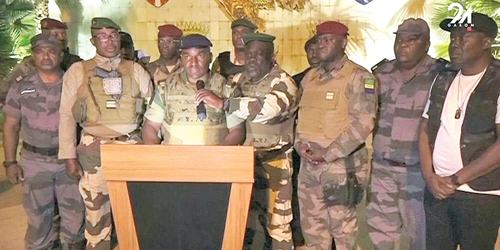 الجيش يستولي على السلطة 