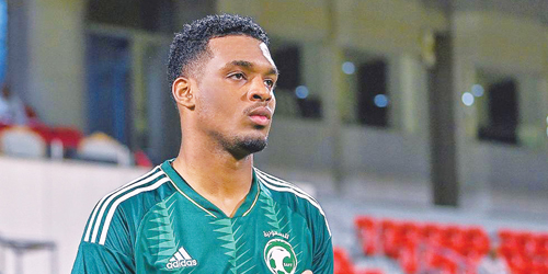 الخليج يتعاقد مع خيبري الهلال 