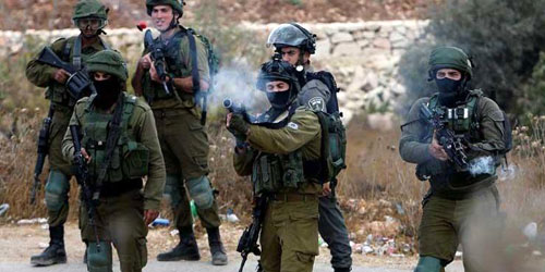 إصابة عشرات الفلسطينيين في اعتداءات الاحتلال على نابلس 