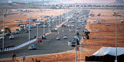 انطلاق مزاد عنيزة للإبل 