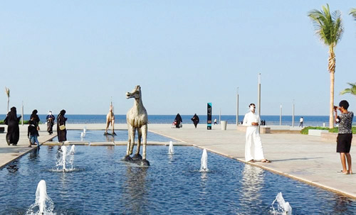 ساحات الواجهة البحرية بجدة.. تشكيلات جاذبة لجودة الحياة 