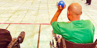 مركز التأهيل الشامل بالرياض واتحاد البوتشيا يمكنان ذوي الإعاقة من ممارسة اللعبة 