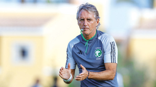 مانشيني أغلق آخر حصتين تدريبيتين