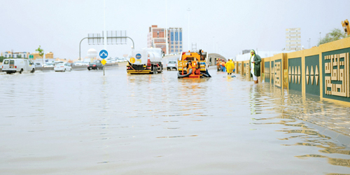  جانب من إزاحة المياه