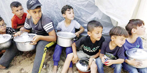 الصحة العالمية تحذر من شبح مجاعة يحاصر غزة 