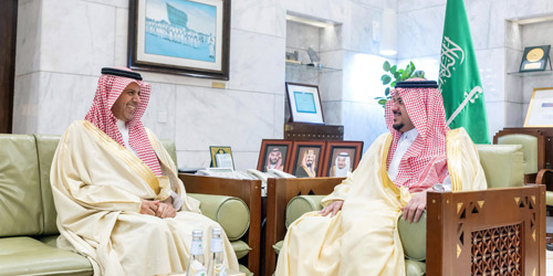 الأمير محمد بن عبدالرحمن استقبل رئيس النيابة العامة في منطقة الرياض 