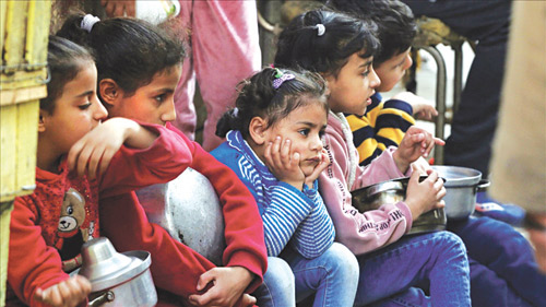 أكثر من 600 مليون ريال مجموع تبرعات الحملة الشعبية لإغاثة أهالي غزة 