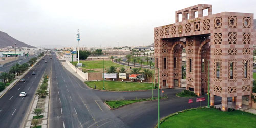 جامعة طيبة تنظم برنامجاً لدعم الابتكار وريادة الأعمال 