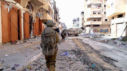 نقل فرقة نظامية من غزة إلى الحدود اللبنانية 