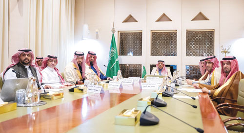 الأمير فيصل بن بندر يطلع على جهود مؤسسة «سكن» في منطقة الرياض 