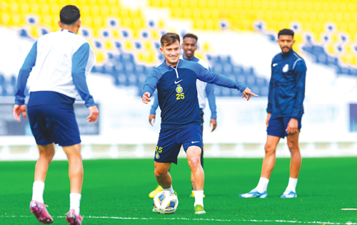  لقطة من تدريب النصر