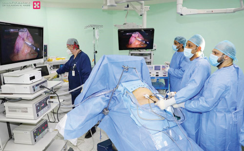 مستشفى الدكتور سليمان الحبيب بالقصيم ينهي معاناة أربعيني وزنه «214» كجم 