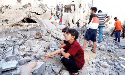 الاحتلال الإسرائيلي دمر 50 ألف وحدة سكنية في شمال قطاع غزة 