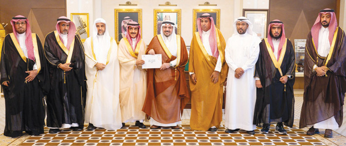 سموه يتسلم التقرير