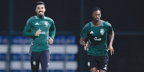  جانب من مران الأخضر أمس