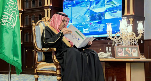 أمير الباحة يتسلم تقرير فرع وزارة الرياضة 